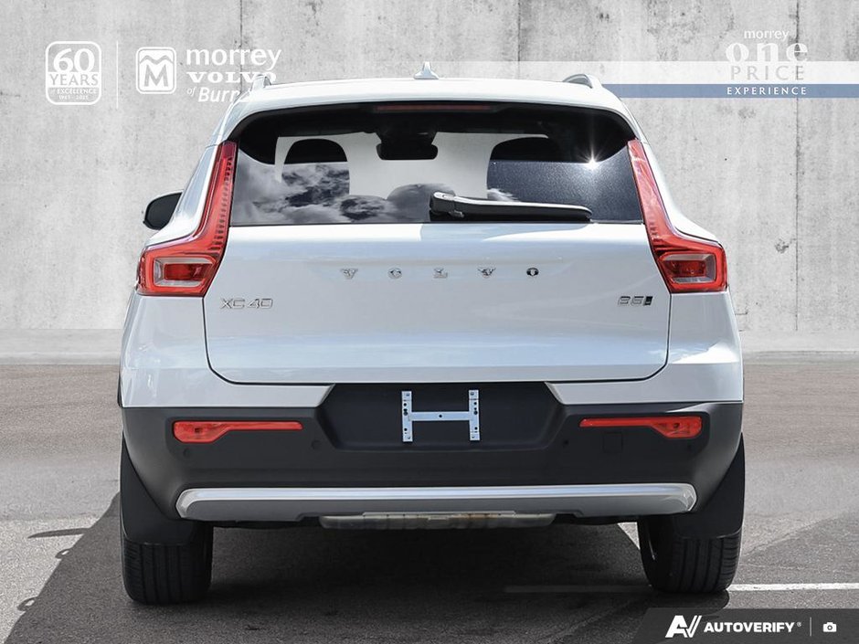 2025 Volvo XC40 Core - Low Kilometres | Climate Package-4