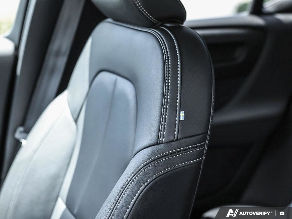 2025 Volvo XC40 Core - Low Kilometres | Climate Package-22
