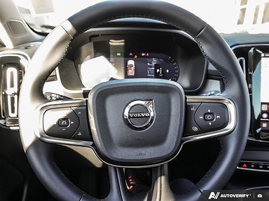 2026 Volvo XC40 Plus (Dark Theme)-16