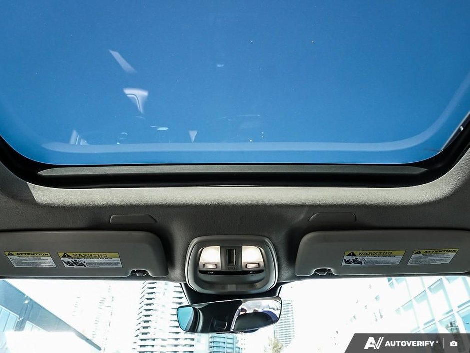 2026 Volvo XC40 Plus (Dark Theme)-13