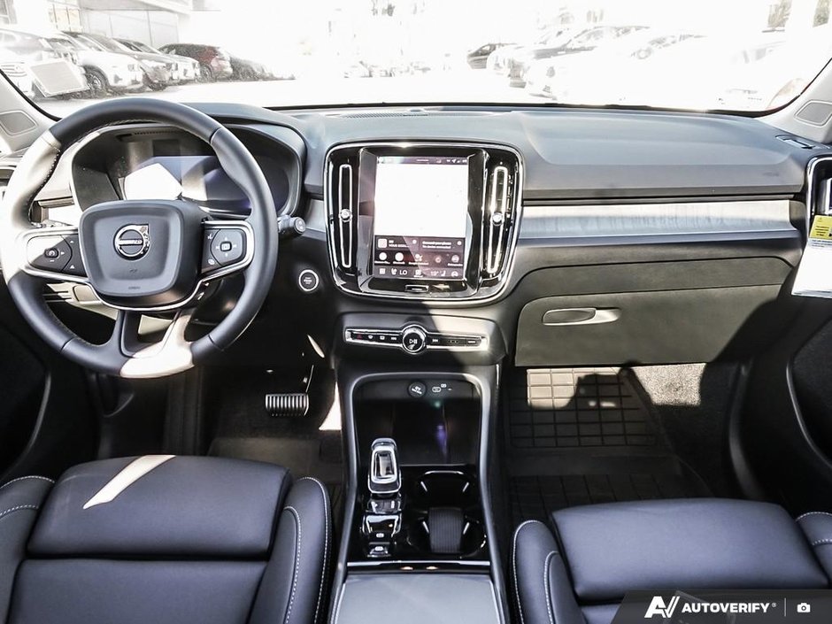 2026 Volvo XC40 Plus (Dark Theme)-14