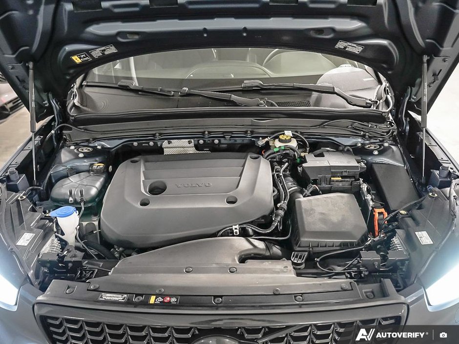 2026 Volvo XC40 Ultra Black Edition-7
