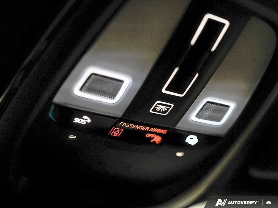 2026 Volvo XC40 Ultra Black Edition-21