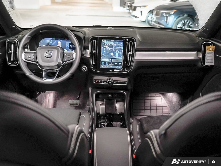 2026 Volvo XC40 Ultra Black Edition-24