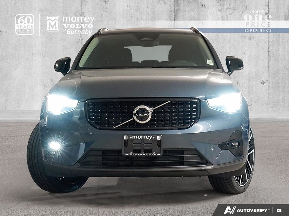 2026 Volvo XC40 Plus (Dark Theme)-1