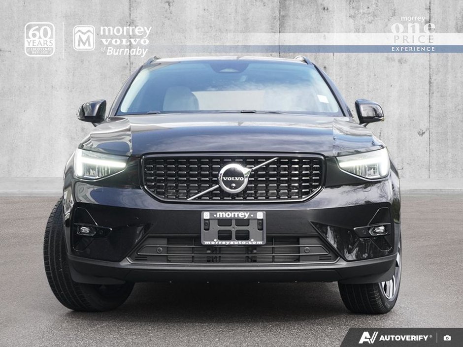 2026 Volvo XC40 Plus (Dark Theme)-1