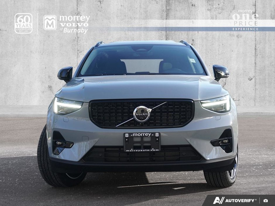 2026 Volvo XC40 Ultra (Dark Theme)-1