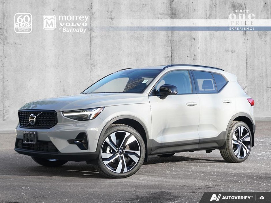 2026 Volvo XC40 Ultra (Dark Theme)-0
