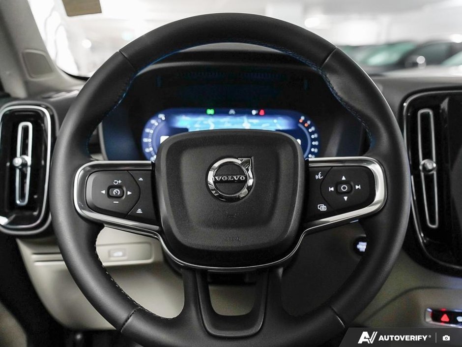 2026 Volvo XC40 Plus (Dark Theme)-13