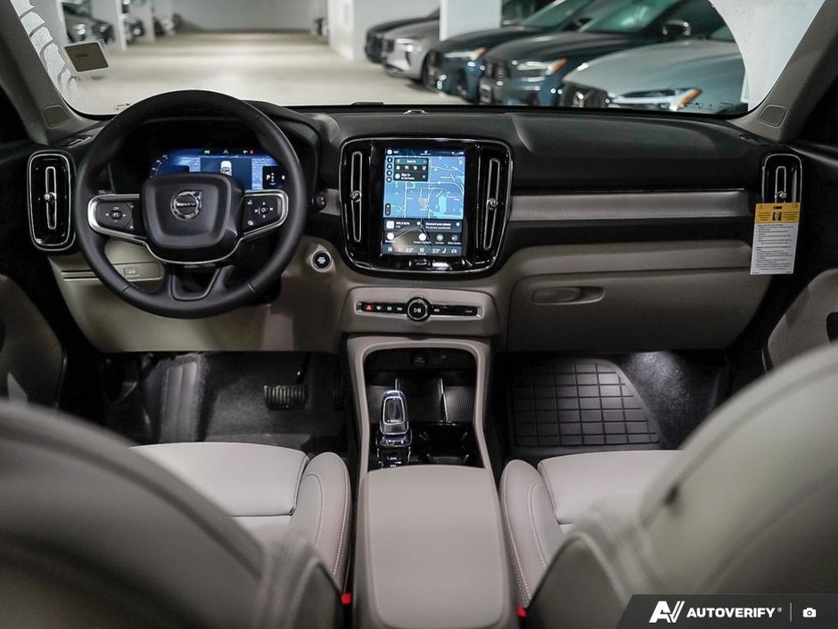 2026 Volvo XC40 Plus (Dark Theme)-24