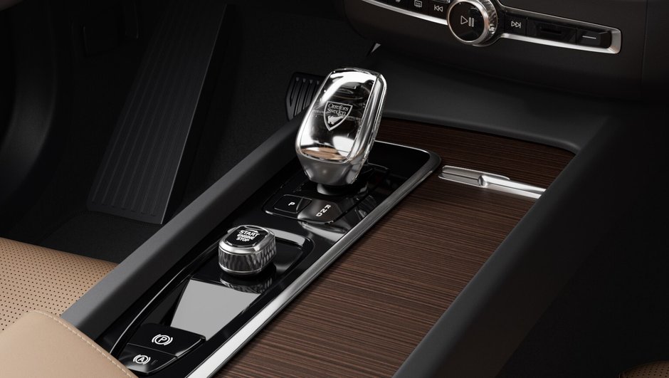 2025 Volvo XC60 Plug-in hybrid Ultra-8