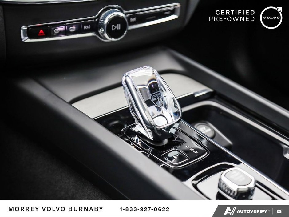 2025 Volvo XC60 Plug-In Hybrid Ultra | Massage Seats | Demo | 21 RIMS-19