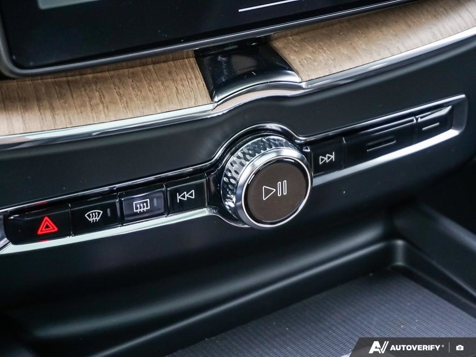 2026 Volvo XC60 Plug-in hybrid Ultra-22