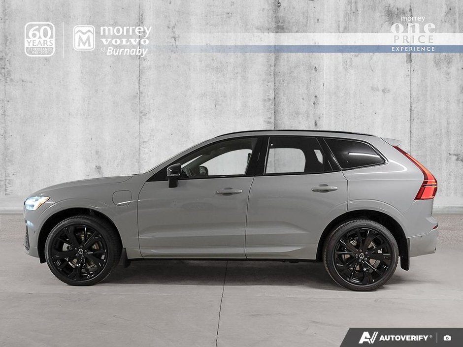 2026 Volvo XC60 Plug-in hybrid Ultra Black Edition-2