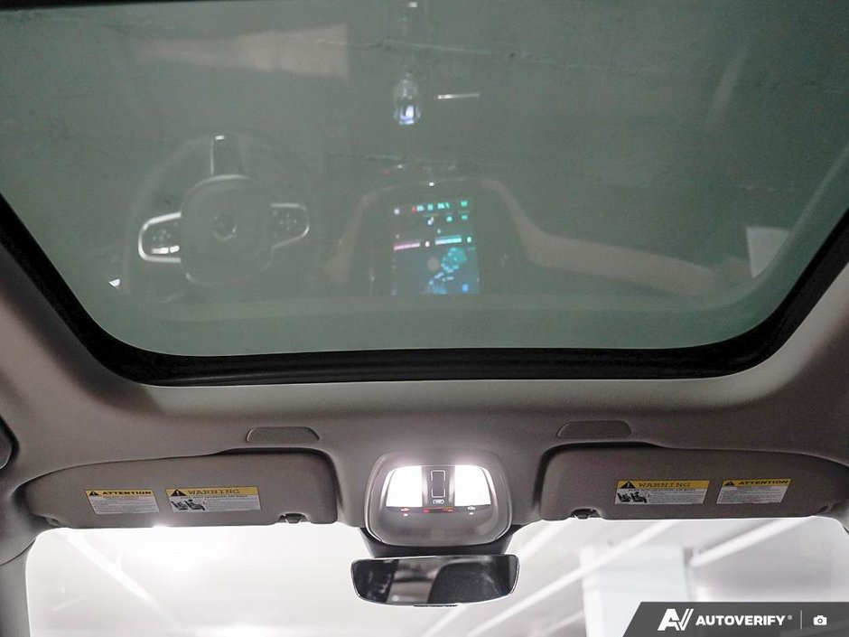 2026 Volvo XC60 Plug-in hybrid Ultra-25