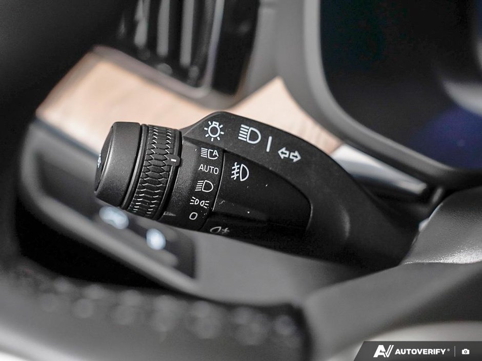 2026 Volvo XC60 Plug-in hybrid Ultra-15