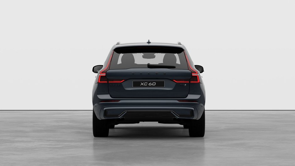 2026 Volvo XC60 Plug-in hybrid Ultra Black Edition-5