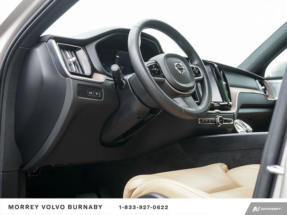 2023 Volvo XC60 Recharge Ultimate | 60KM EV Range | Bowers & Wilkins-16