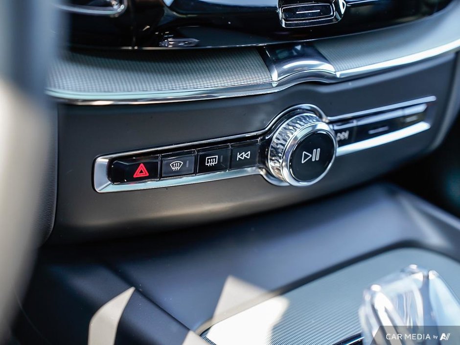 2024 Volvo XC60 Recharge Ultimate | Polestar Optimized | 60KM EV Range-19