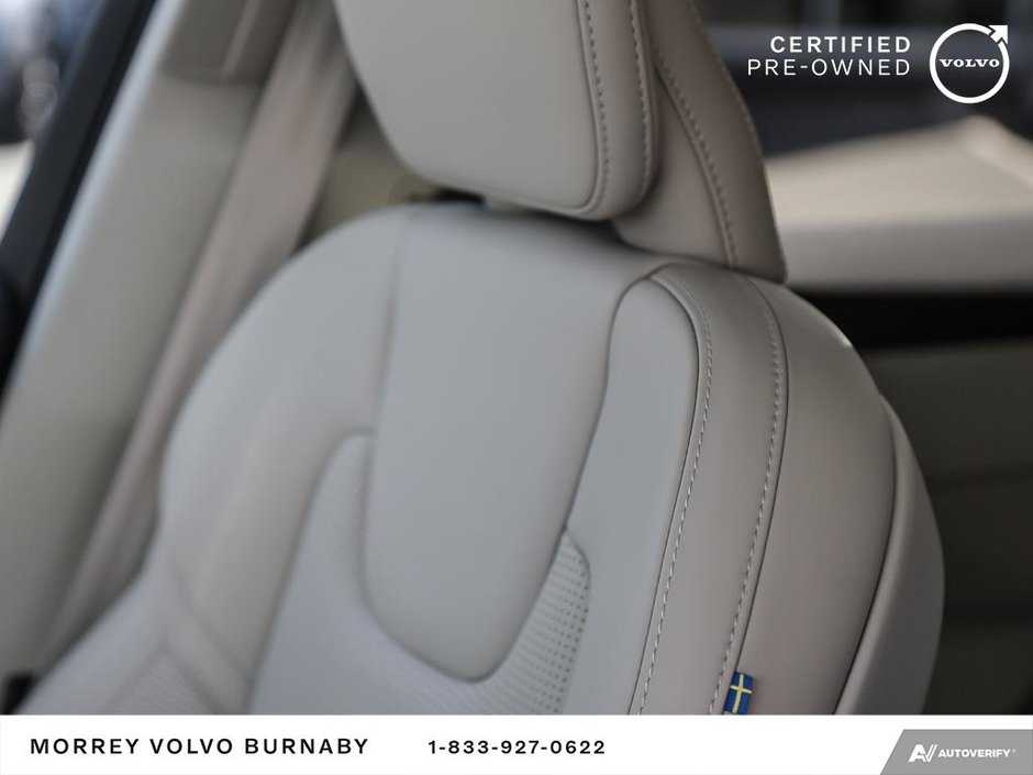 2024 Volvo XC60 Recharge Ultimate | T8 PHEV | 60KM Electric Range-23