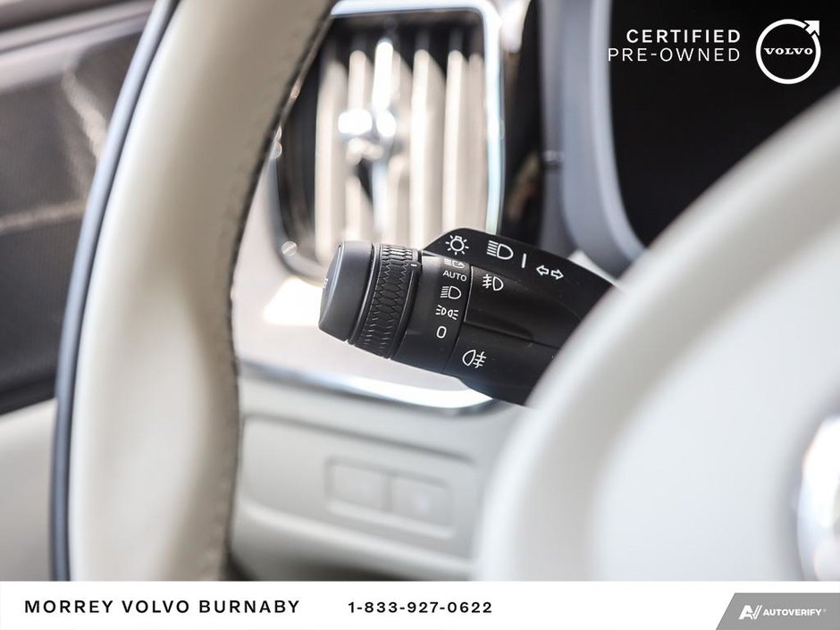 2024 Volvo XC60 Recharge Ultimate | T8 PHEV | 60KM Electric Range-16