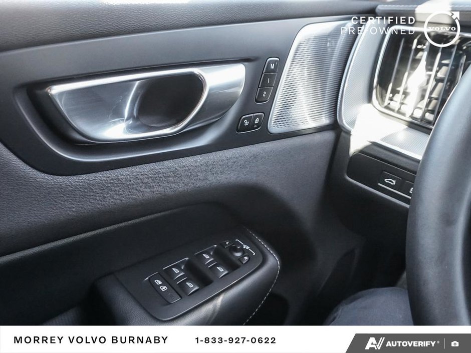 2024 Volvo XC60 Recharge Ultimate Black Edition | Bowers & Wilkins-21