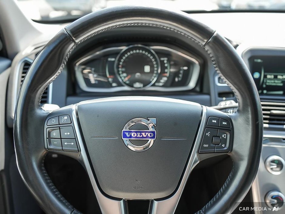 2017 Volvo XC60 T5 Special Edition Premier-13