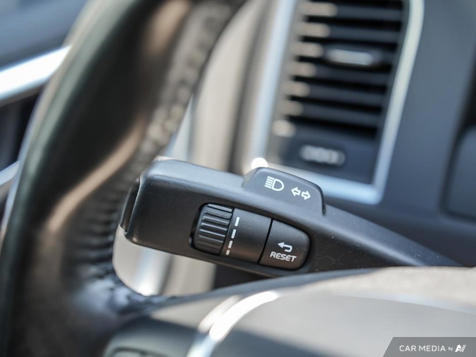 2017 Volvo XC60 T5 Special Edition Premier-15