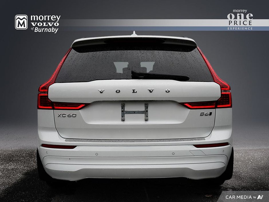 2022 Volvo XC60 MOMENTUM TRIM + NO ACCIDENTS-4