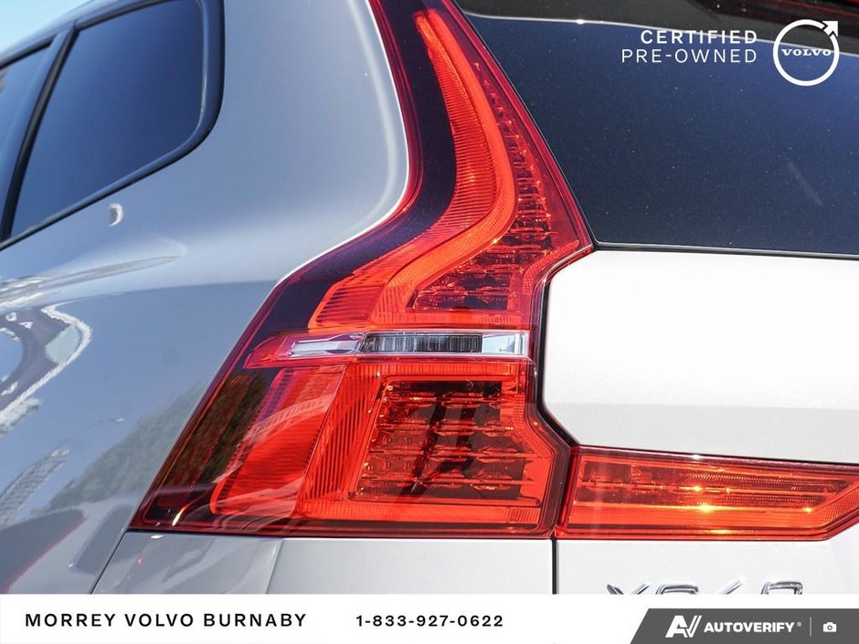 2022 Volvo XC60 R-Design-11