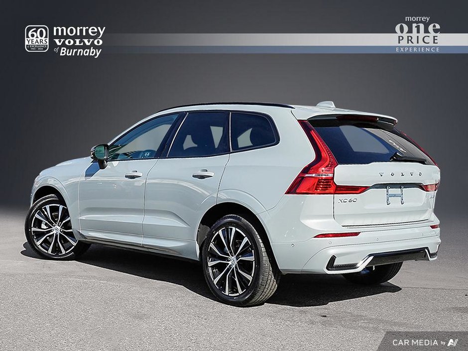 2024 Volvo XC60 PLUS DARK THEME-3