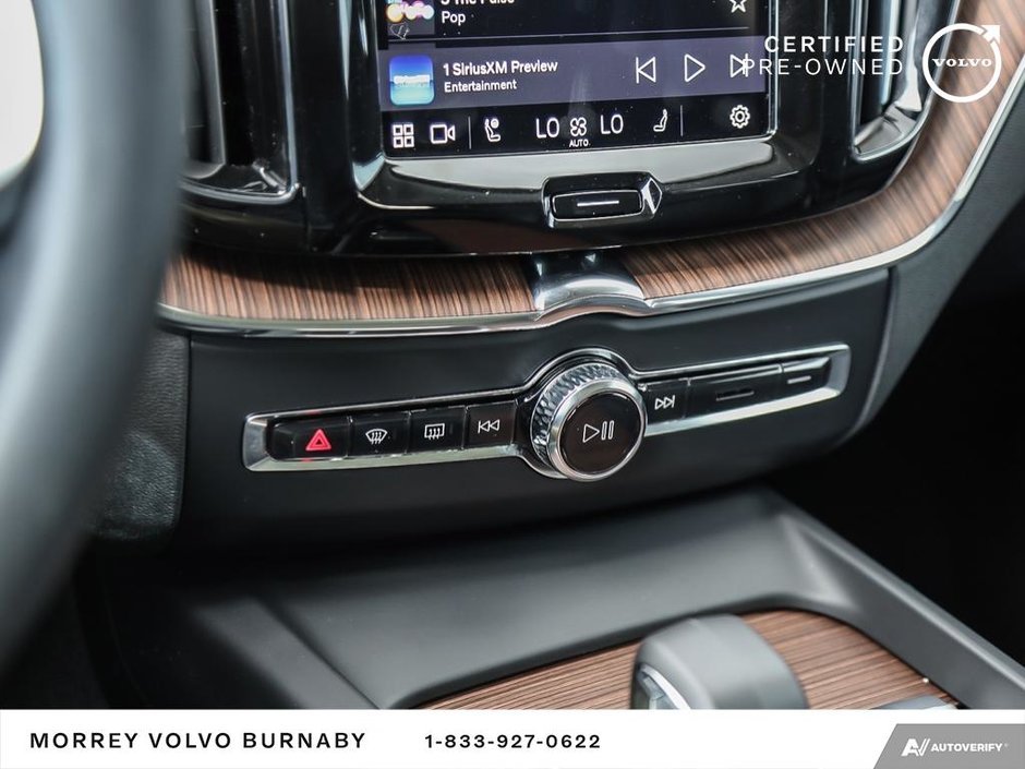 2024 Volvo XC60 Plus Dark Theme-20