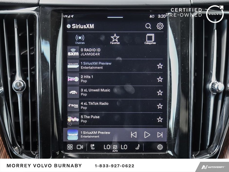 2024 Volvo XC60 Plus Dark Theme-21