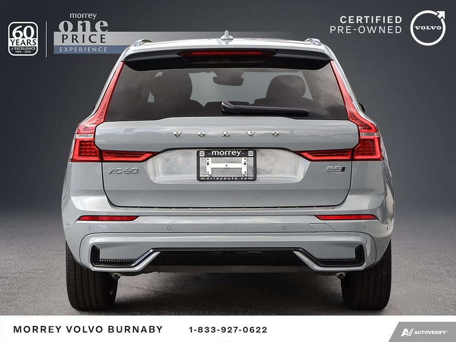 2024 Volvo XC60 Plus Dark Theme-5