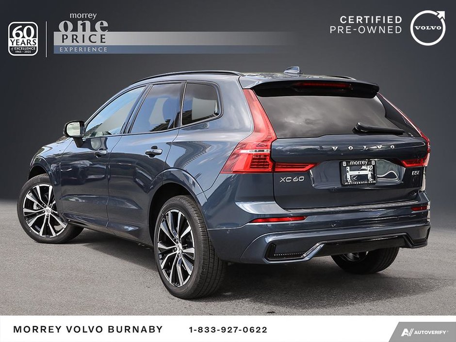 2024 Volvo XC60 Plus Dark Theme-4