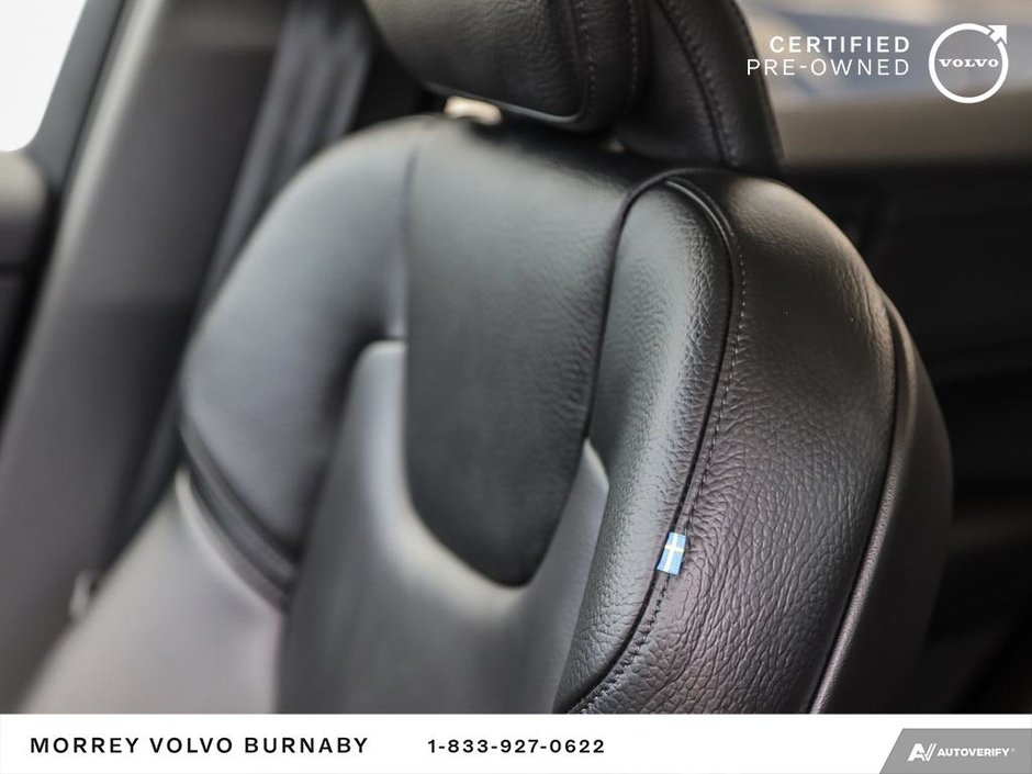 2024 Volvo XC60 Plus Dark Theme-23