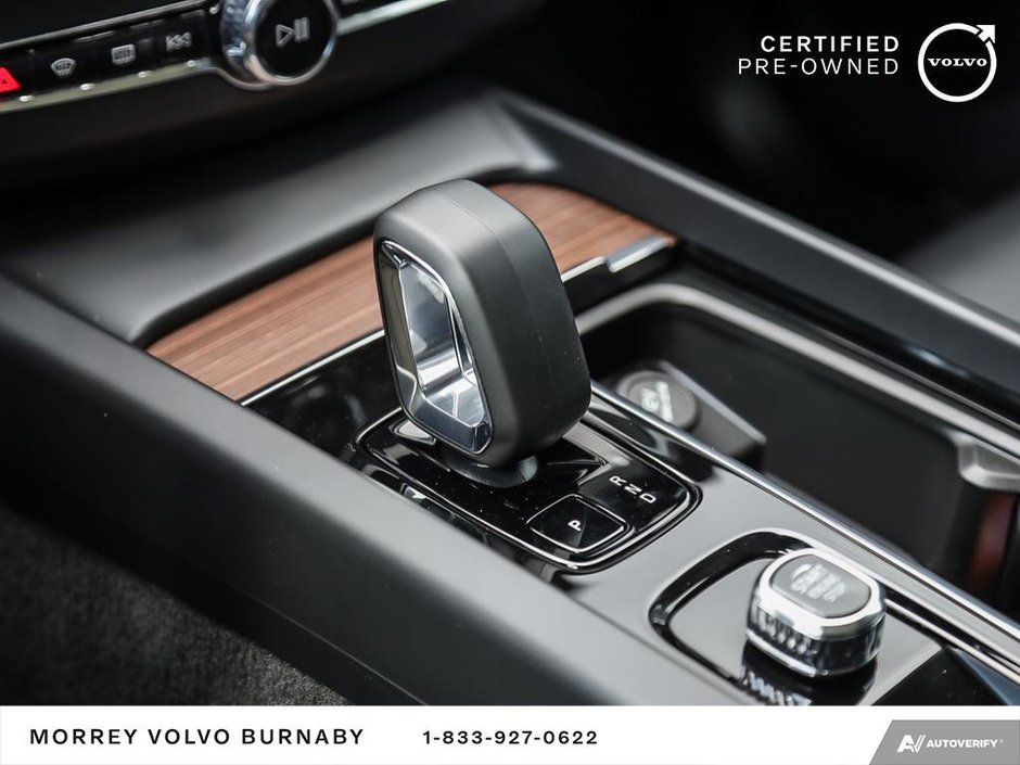 2024 Volvo XC60 Plus Dark Theme-19
