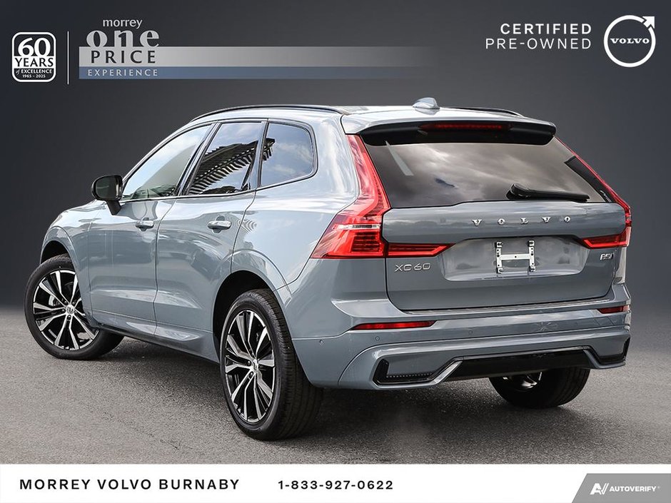 2024 Volvo XC60 Plus Dark Theme-4