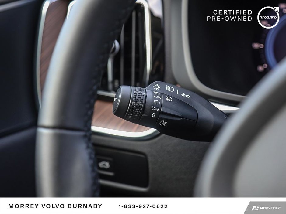 2024 Volvo XC60 Plus | Dark Theme | Rare Denim Blue-16
