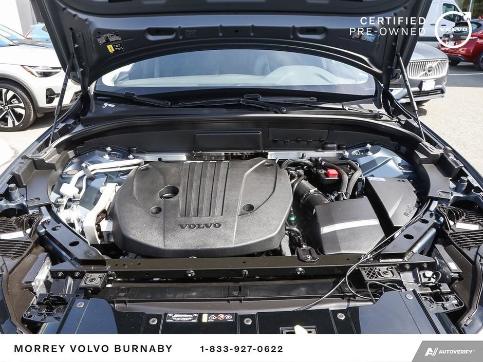 2024 Volvo XC60 Plus | Dark Theme | Rare Denim Blue-8