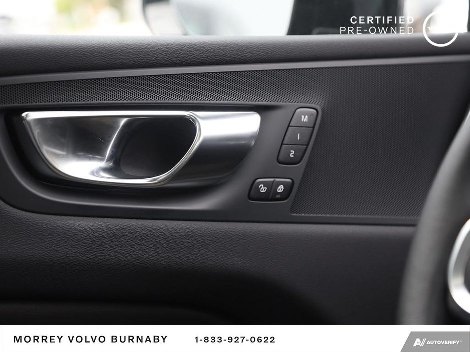 2024 Volvo XC60 Core || LOCAL BC || No ACCIDENTS-17