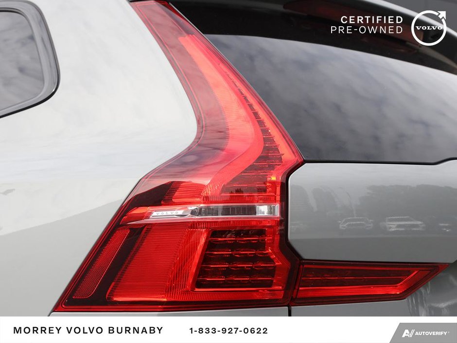 2024 Volvo XC60 Core || LOCAL BC || No ACCIDENTS-12