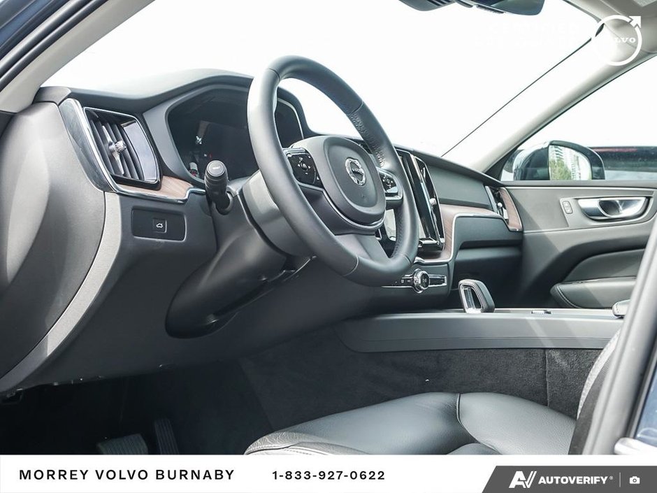 2024 Volvo XC60 Plus | Dark Theme | Climate Package-16