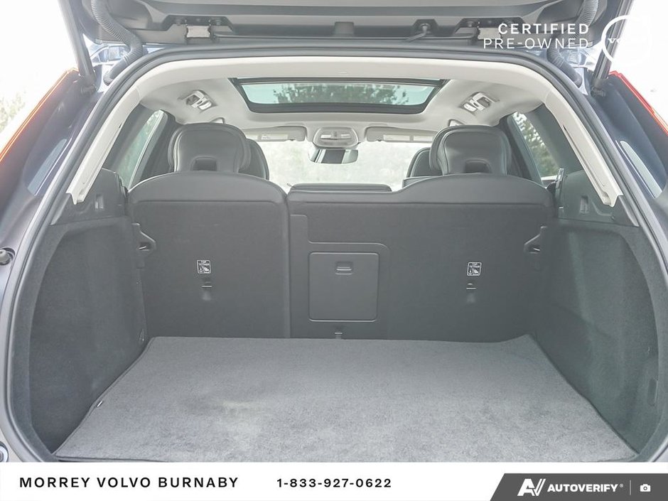 2024 Volvo XC60 Plus | Dark Theme | Climate Package-12