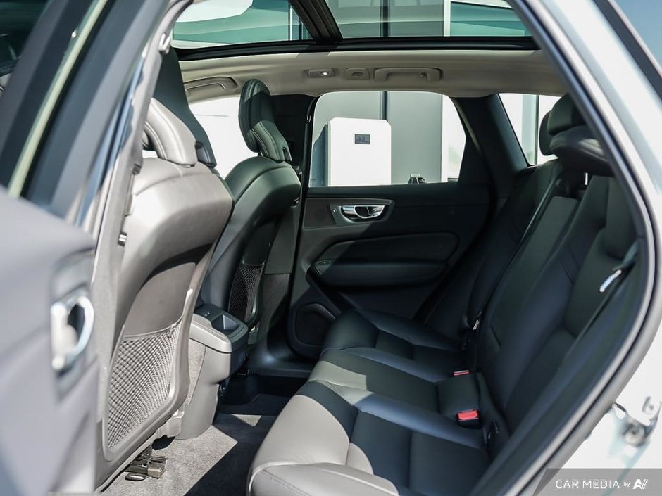 2024 Volvo XC60 Plus | Climate Package | 20 RIMS-23