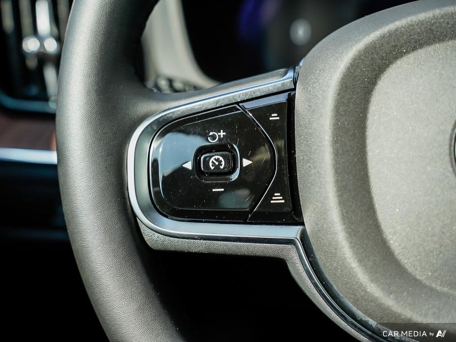 2024 Volvo XC60 Plus | Climate Package | 20 RIMS-17
