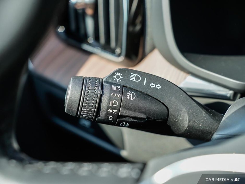 2024 Volvo XC60 Plus | Climate Package | 20 RIMS-15