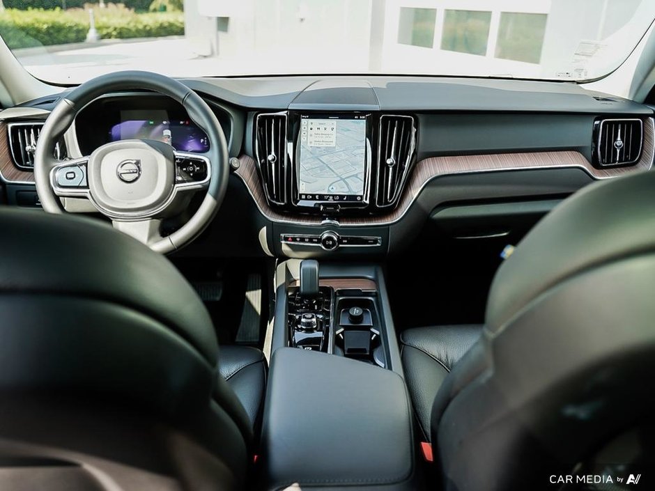 2024 Volvo XC60 Plus | Climate Package | 20 RIMS-24