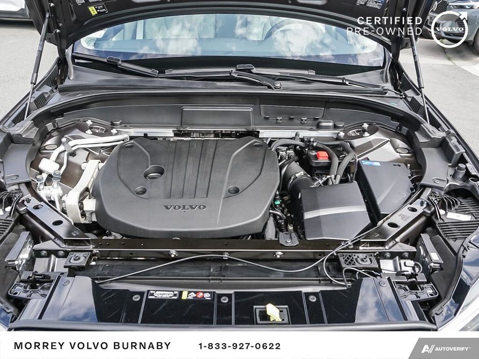 2024 Volvo XC60 Plus | Rare Color Combo | Blond Interior-8