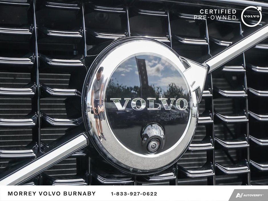 2024 Volvo XC60 Plus | Rare Color Combo | Blond Interior-9